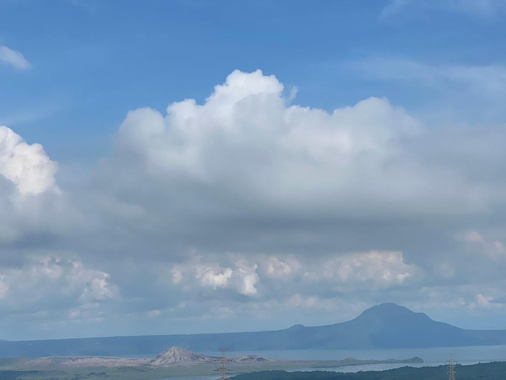 Splendido Tagagtay Taal Lake Staycation Free Parking Netflix No Free Pool Tagaytay City Esterno foto