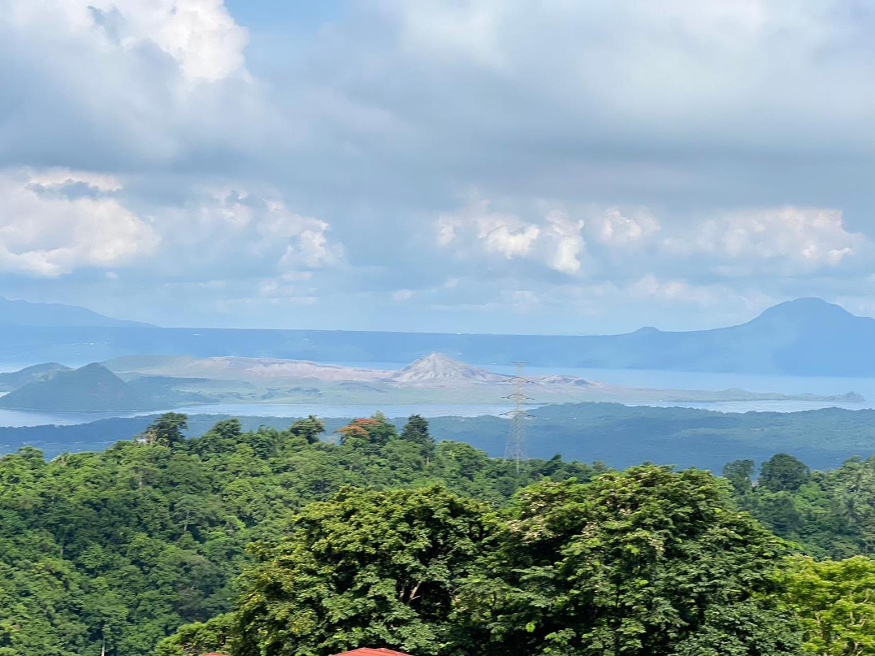 Splendido Tagagtay Taal Lake Staycation Free Parking Netflix No Free Pool Tagaytay City Esterno foto
